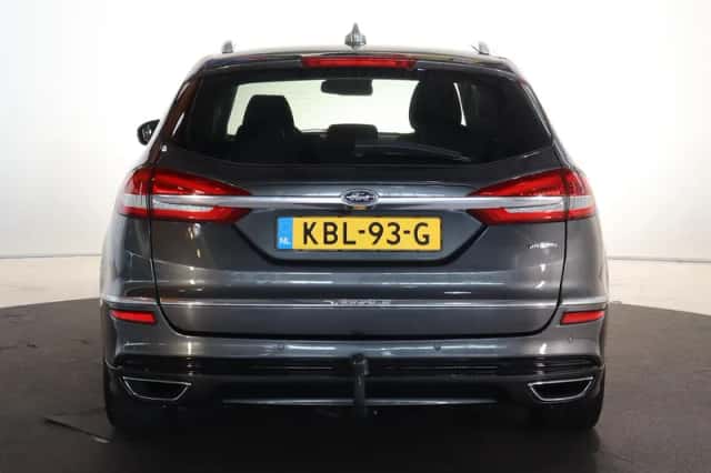 Ford Mondeo (2021) thumbnail 4
