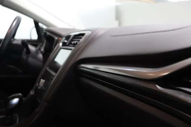 Ford Mondeo (2021) thumbnail 32
