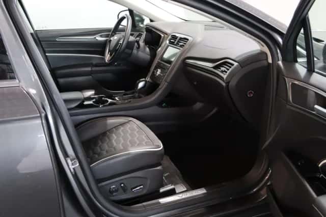 Ford Mondeo (2021) thumbnail 7