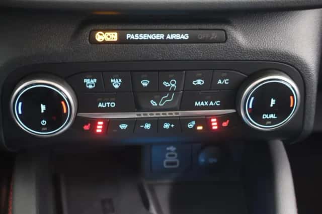 Ford Kuga (2024) thumbnail 24