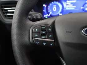 Ford Kuga (2024) thumbnail 33