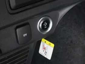 Ford Kuga (2024) thumbnail 39