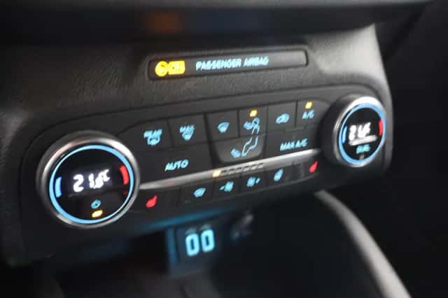 Ford Focus (2022) thumbnail 21