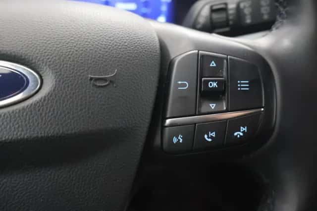 Ford Focus (2022) thumbnail 29
