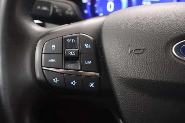 Ford Focus (2022) thumbnail 31