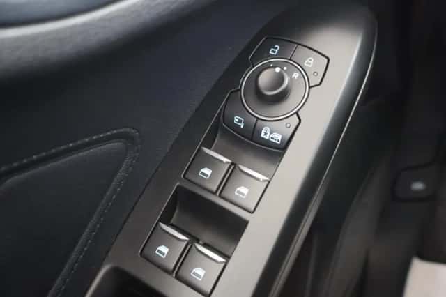 Ford Focus (2022) thumbnail 35