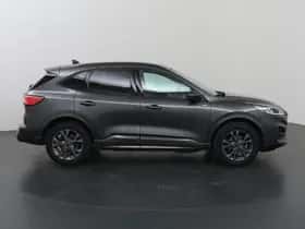 Ford Kuga (2023) thumbnail 6