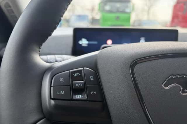 Ford Mustang (2026) thumbnail 15