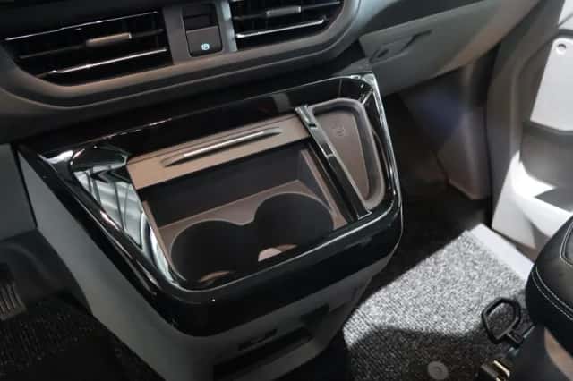 Ford Transit Custom (2026) thumbnail 21