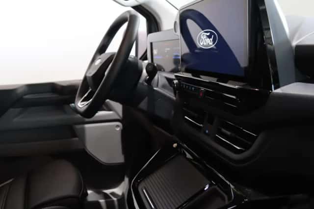 Ford Transit Custom (2026) thumbnail 35