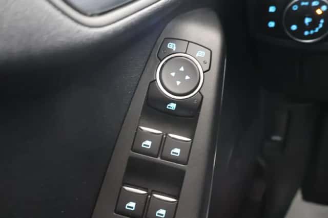Ford Fiesta (2021) thumbnail 33