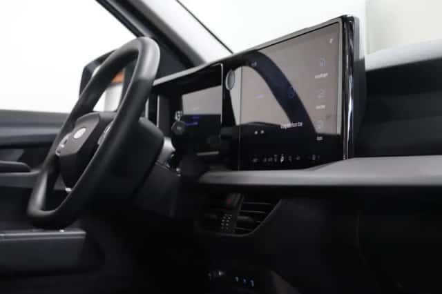 Ford E-Transit Courier (2026) thumbnail 28