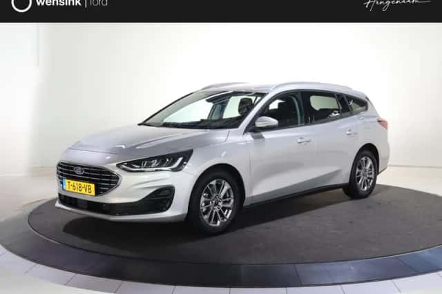 Ford Focus (2023) thumbnail 1