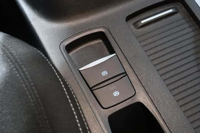 Ford Focus (2023) thumbnail 25