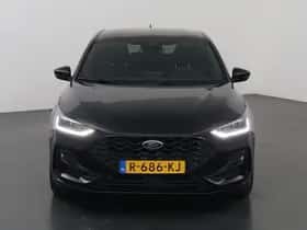 Ford Focus (2022) thumbnail 3
