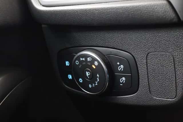 Ford Focus (2022) thumbnail 34
