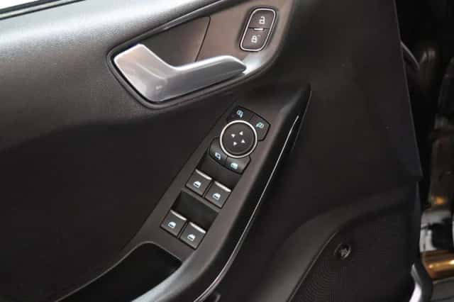 Ford Fiesta (2020) thumbnail 13