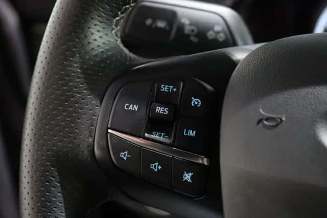 Ford Fiesta (2020) thumbnail 15