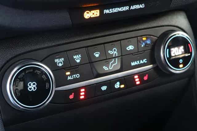 Ford Fiesta (2020) thumbnail 17
