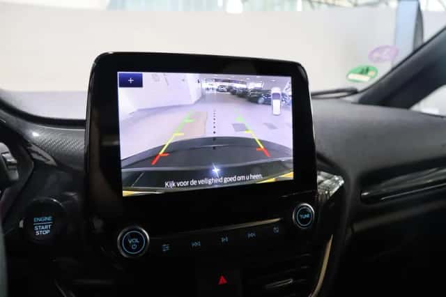 Ford Fiesta (2020) thumbnail 25
