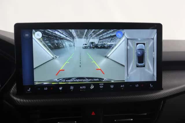 Ford Kuga (2024) thumbnail 16