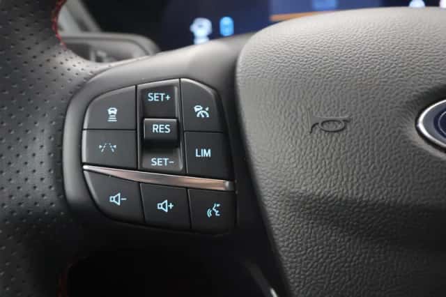 Ford Kuga (2024) thumbnail 33
