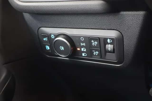 Ford Kuga (2024) thumbnail 35