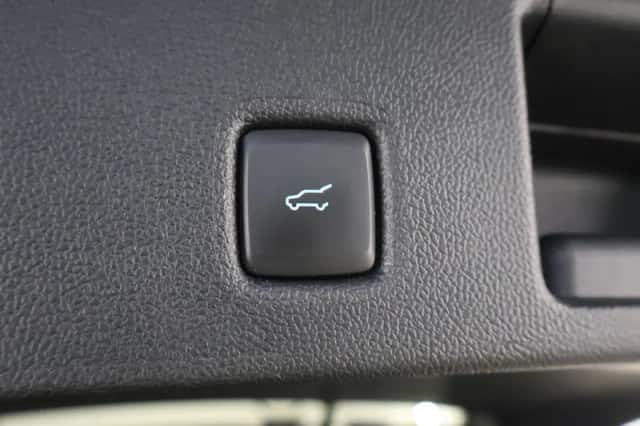 Ford Kuga (2024) thumbnail 42