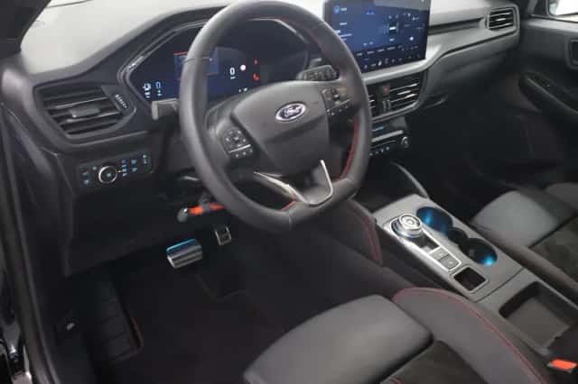 Ford Kuga (2024) thumbnail 7