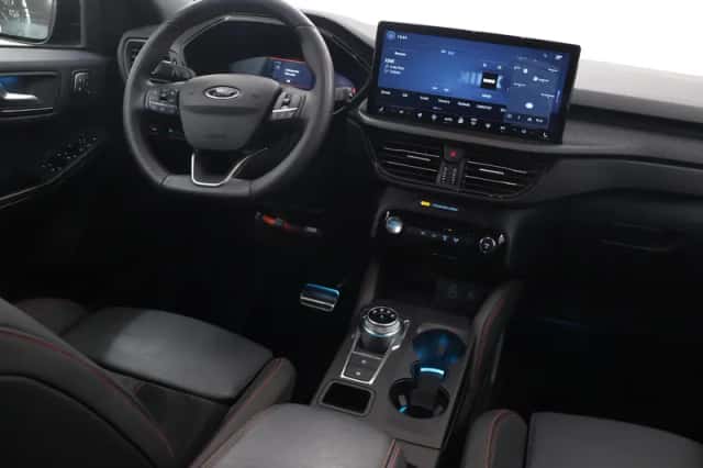 Ford Kuga (2024) thumbnail 9