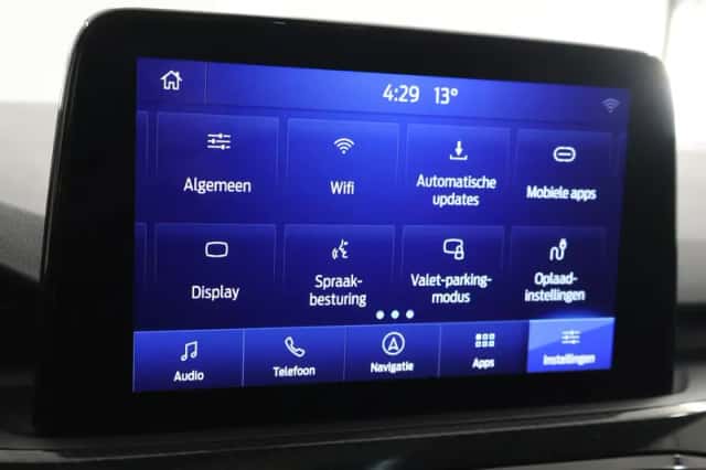 Ford Kuga (2023) thumbnail 21