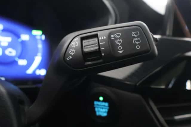 Ford Kuga (2023) thumbnail 32