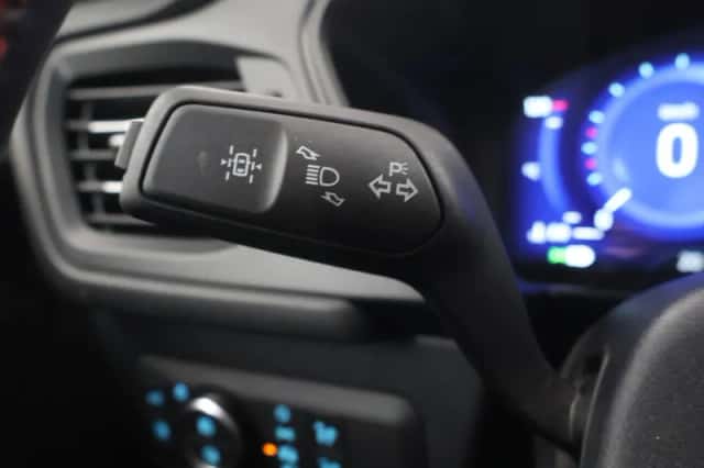 Ford Kuga (2023) thumbnail 34