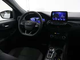 Ford Kuga (2023) thumbnail 9