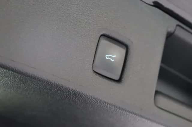 Ford Kuga (2024) thumbnail 12