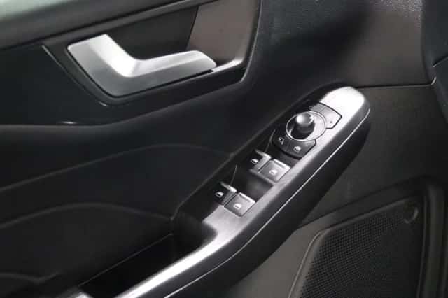 Ford Kuga (2024) thumbnail 14