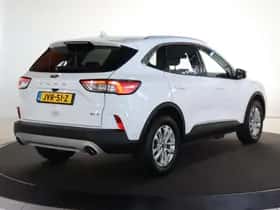 Ford Kuga (2022) thumbnail 2