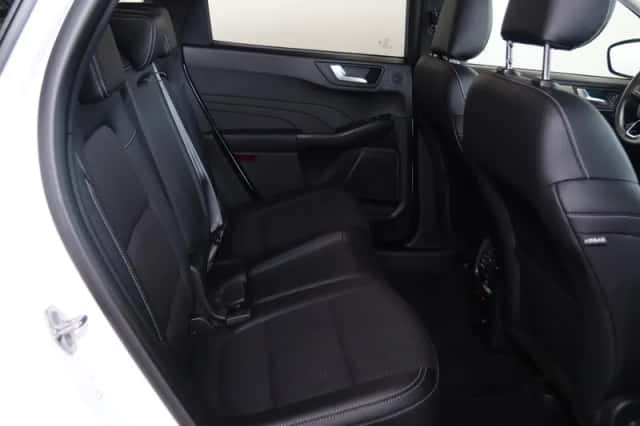 Ford Kuga (2022) thumbnail 9