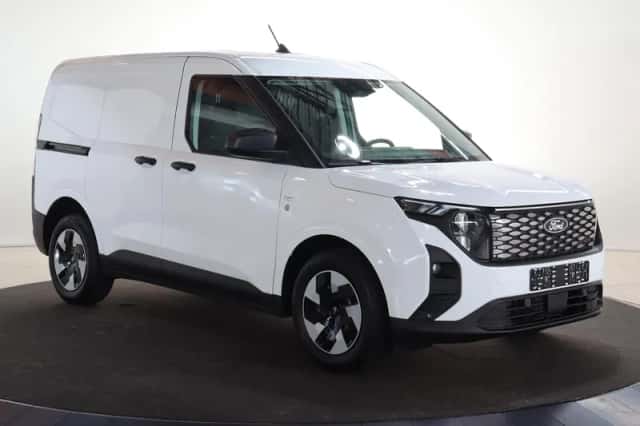 Ford E-Transit Courier (2026) thumbnail 21