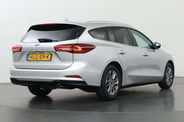 Ford Focus (2025) thumbnail 2