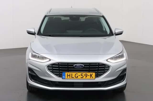 Ford Focus (2025) thumbnail 3