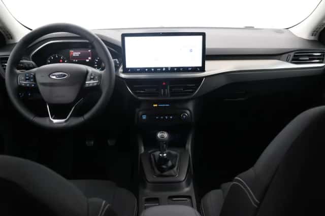 Ford Focus (2025) thumbnail 8