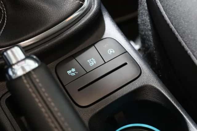 Ford Fiesta (2021) thumbnail 18