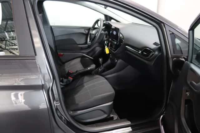 Ford Fiesta (2020) thumbnail 7