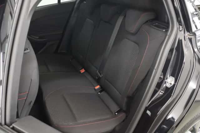 Ford Focus (2023) thumbnail 11