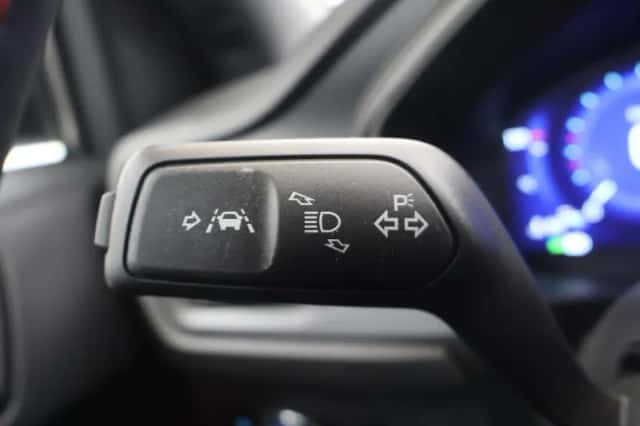 Ford Focus (2023) thumbnail 33