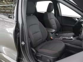 Ford Kuga (2022) thumbnail 10