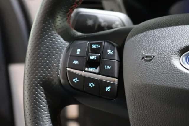 Ford Kuga (2020) thumbnail 15