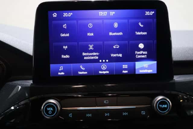 Ford Kuga (2020) thumbnail 18