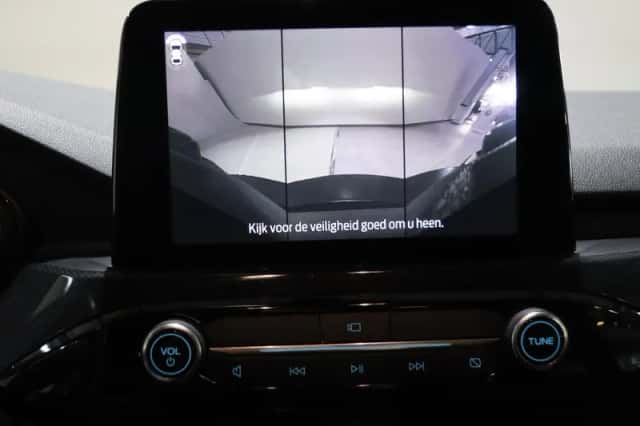Ford Kuga (2020) thumbnail 21